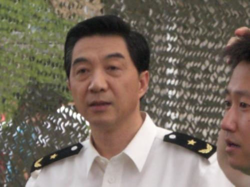 第99期:大学军训应该被取消吗?俄日韩的军训长啥样?